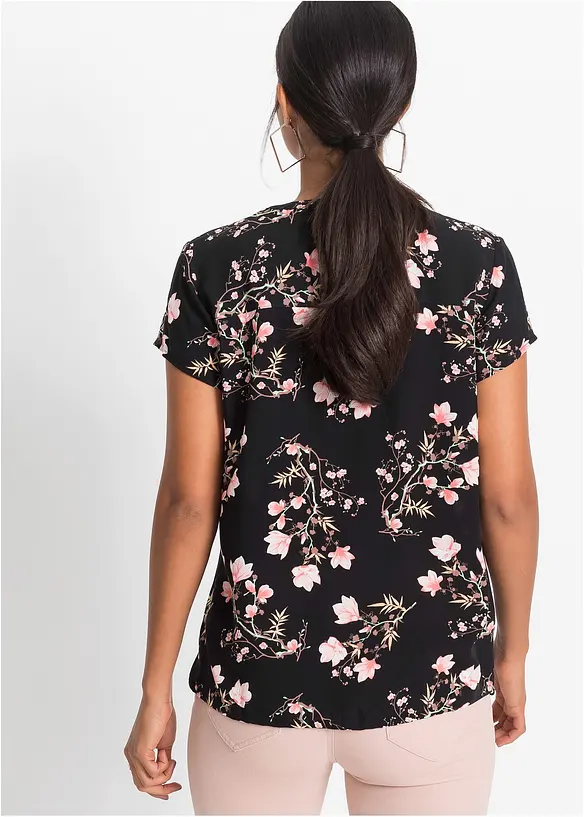 Kortermet bluse i 100% viskose, bonprix