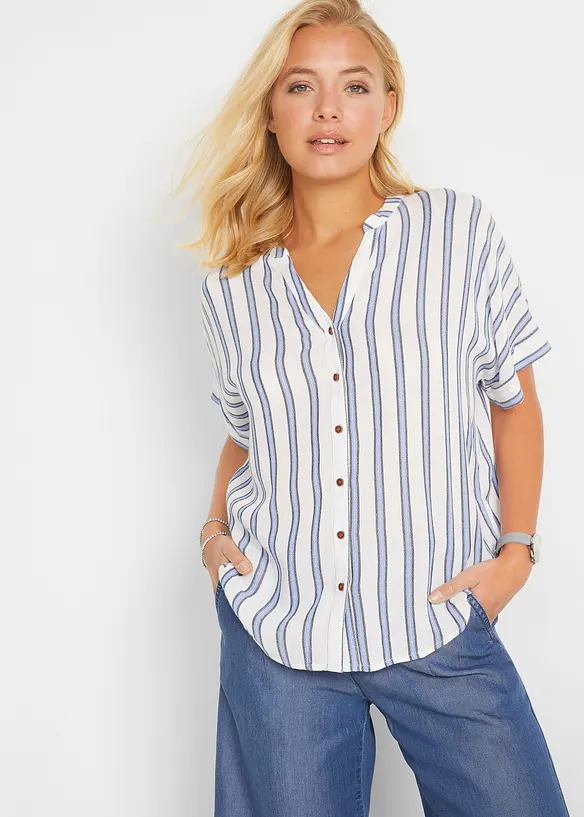 Krinklet bluse av lett viskose, bonprix