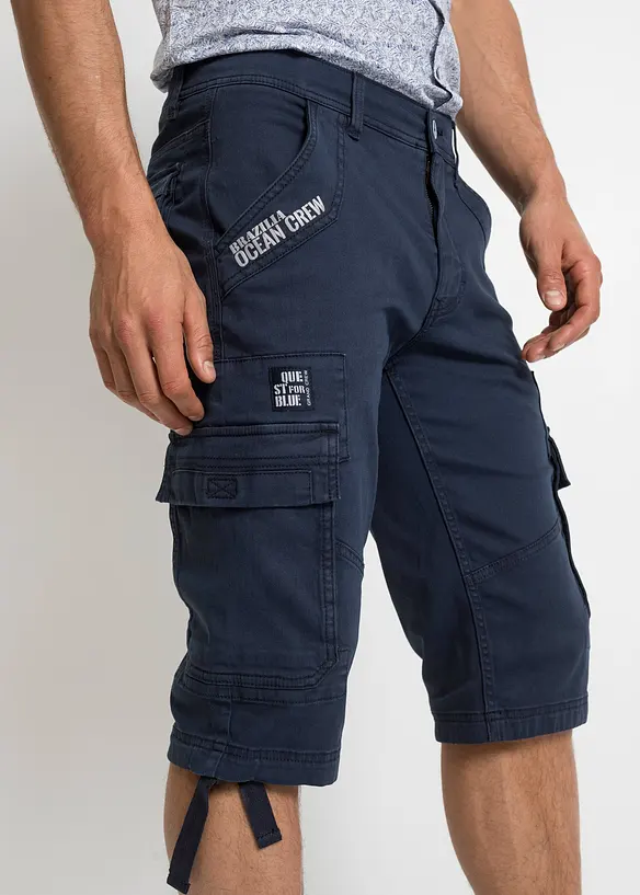 Bermudashorts i lang modell med stretch og cargolommer, Regular Fit, bonprix