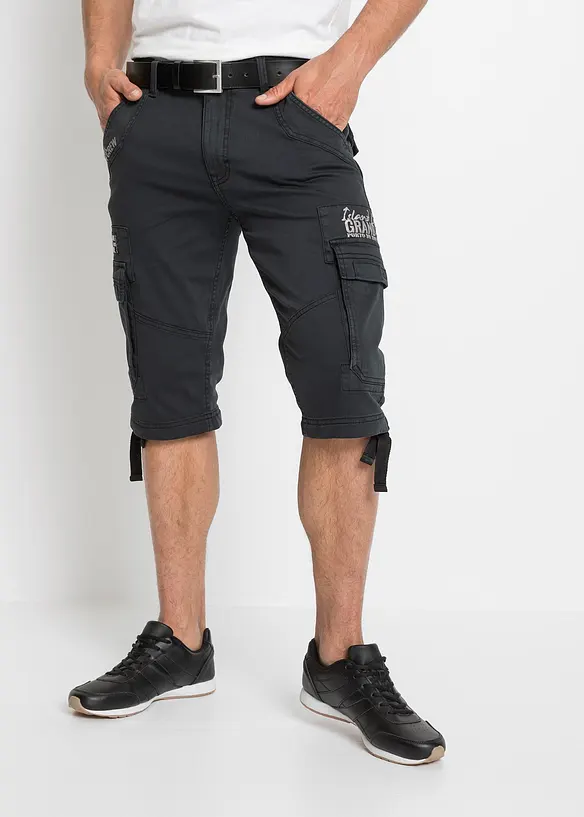 Bermudashorts i lang modell med stretch og cargolommer, Regular Fit, bonprix
