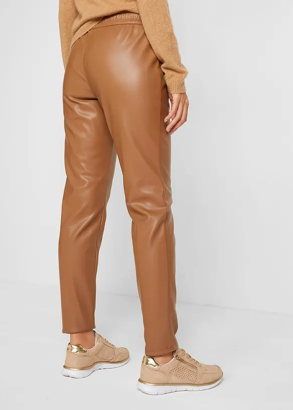 Slip on-bukse i imitert skinn, bonprix