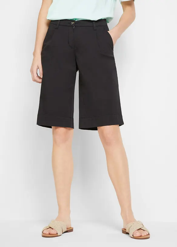 Vid shorts i twill, bonprix