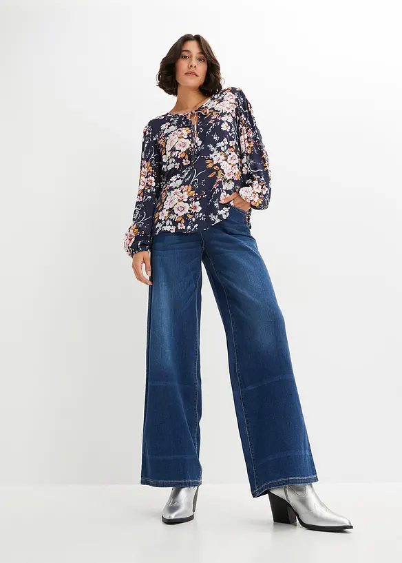 Bluse av 100% viskose, bonprix