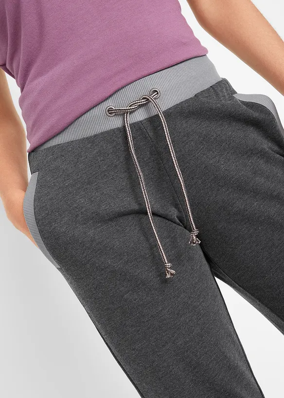 Joggebukse med ribbekanter i kontrastfarge, bonprix