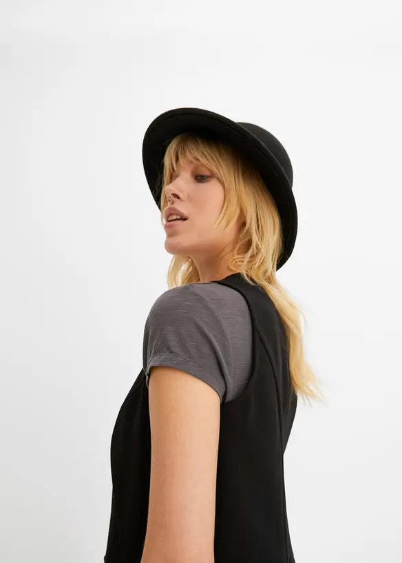 Topp med asymmetrisk nederkant, bonprix