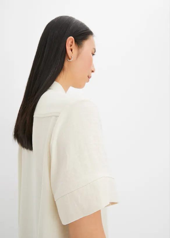 Kortermet bluse med brystlomme, bonprix