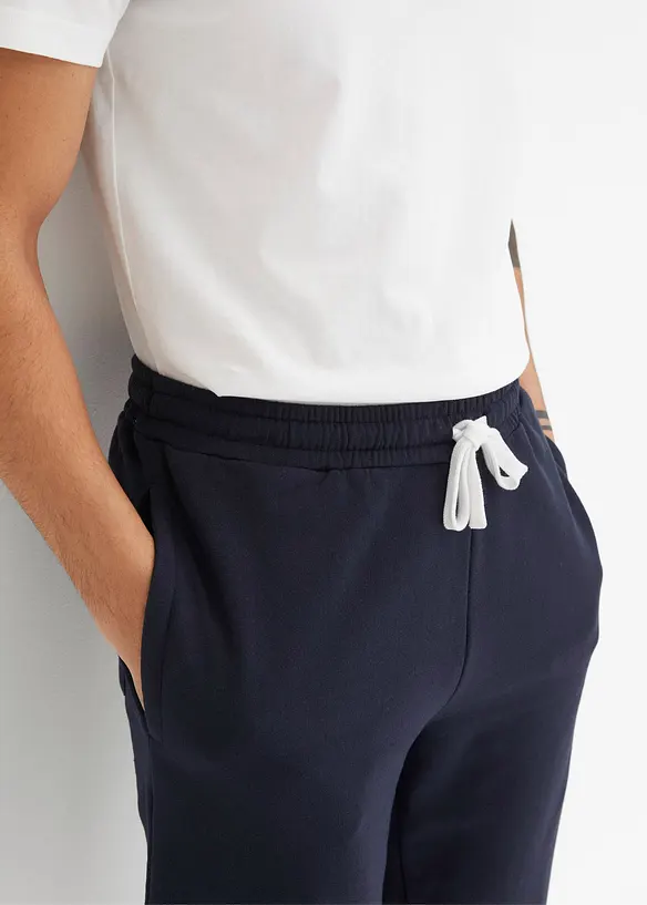 Sweatshorts i lengre modell, bonprix