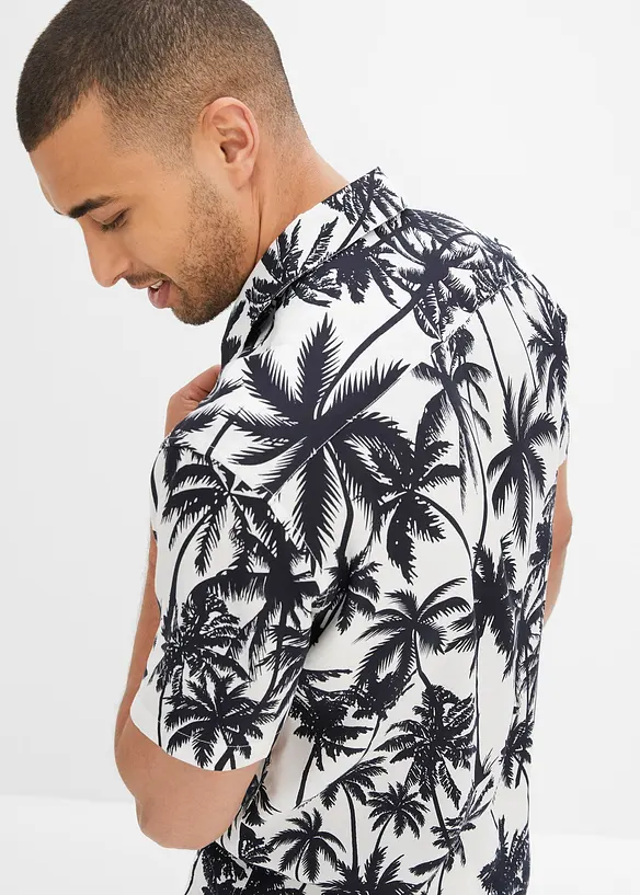 Kortermet skjorte i viskose, Slim Fit, bonprix