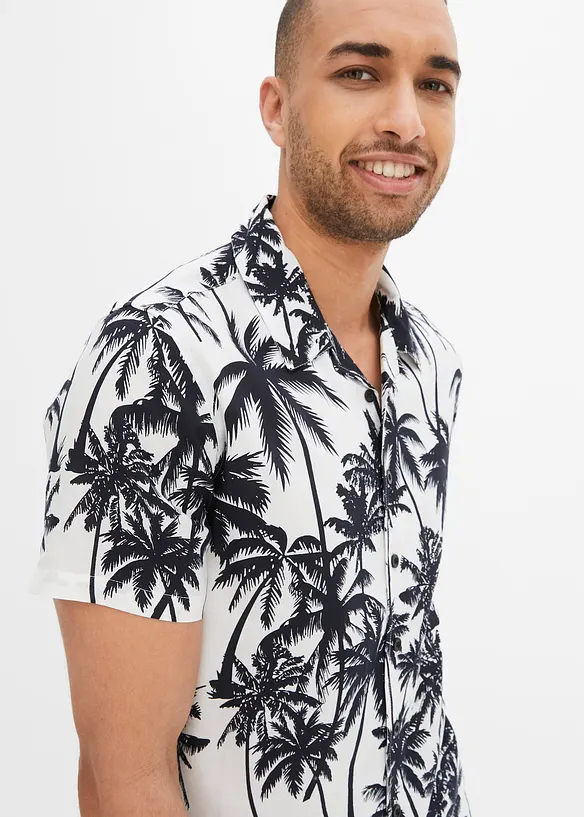 Kortermet skjorte i viskose, Slim Fit, bonprix