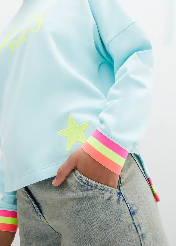 Oversized sweatshirt med fargerike ermekanter, bonprix