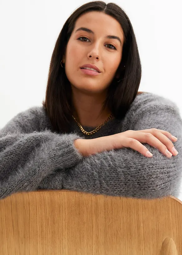 Oversized genser av fluffy garn, bonprix