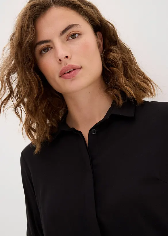 Lang bluse i lett viskose med splitt, bonprix