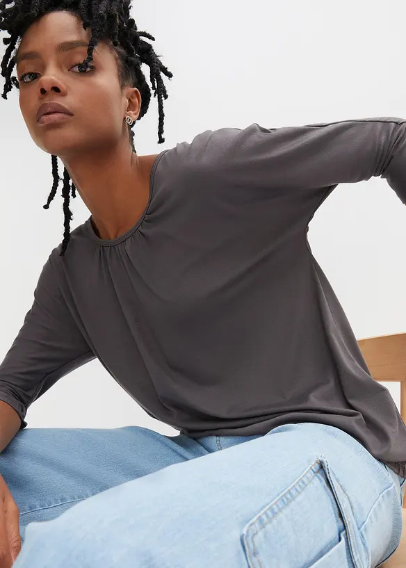 Oversized topp av viskosemiks, bonprix