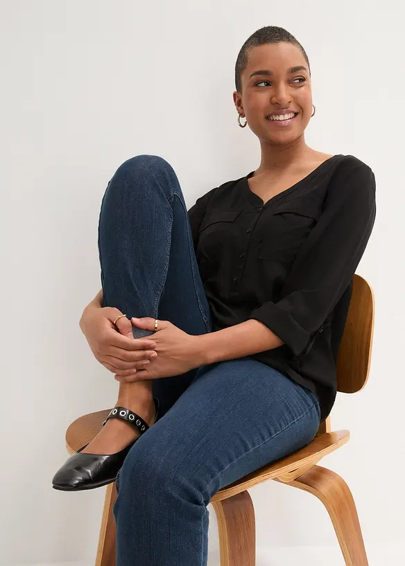 Langermet bluse i lett viskose med V-hals, bonprix