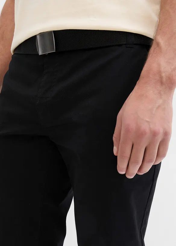 Regular Fit-chinos med belte og stretch, Straight, bonprix