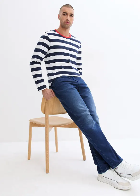 Classic Fit Power-Stretch-jeans med T-400 med komfortsnitt, Tapered, bonprix