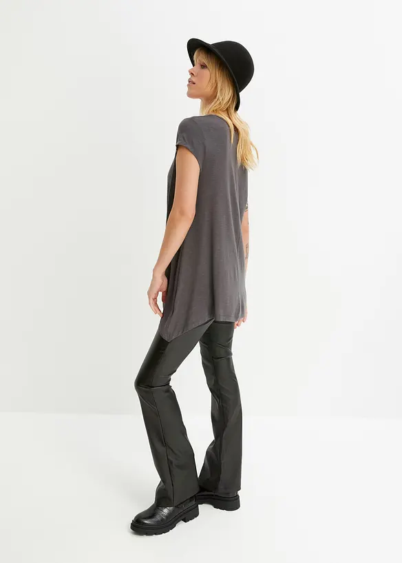 Topp med asymmetrisk nederkant, bonprix
