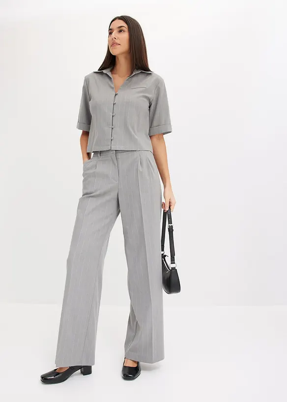 Skjortebluse med nålestripemønster, bonprix
