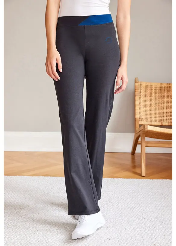 Treningsbukse av bomull, utsvingt, bonprix