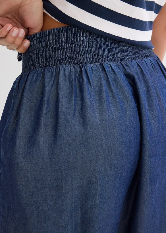 Slip on-shorts med smock-linning, bonprix