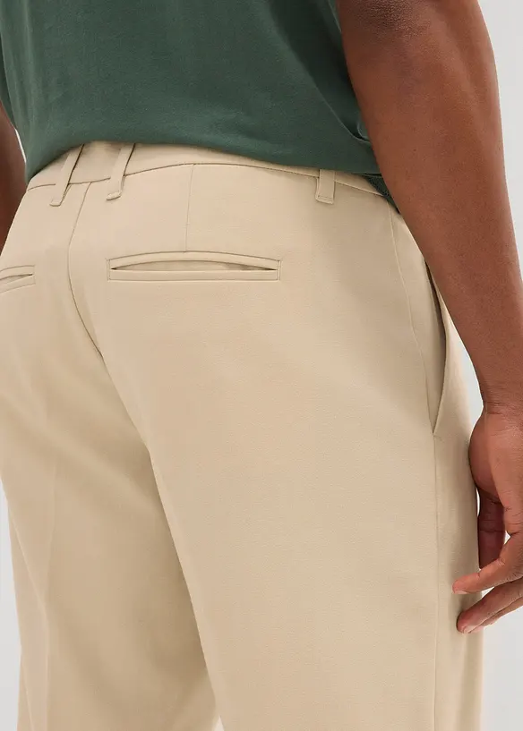 Bermudashorts i chinos-modell med legg, Regular Fit, bonprix
