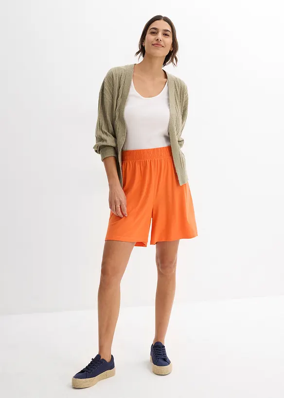 Shorts i slip on-modell av myk viskosemiks, bonprix