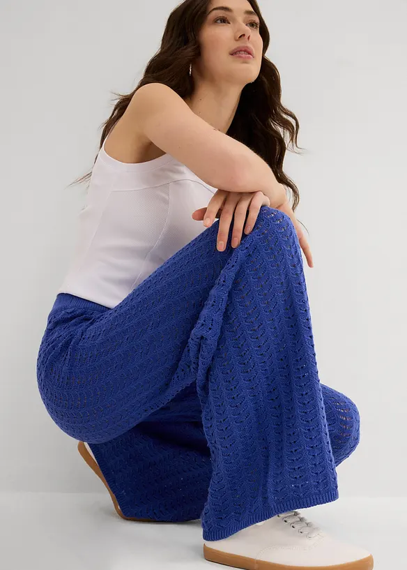 Strikket pull on-bukse med hullmønster, bonprix