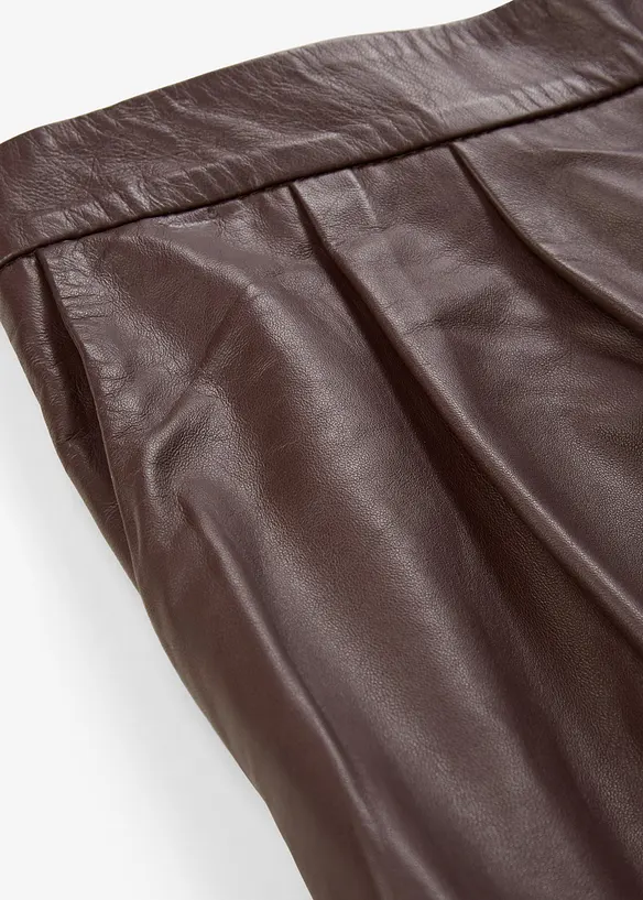 Skinnshorts i lammenappa, bonprix