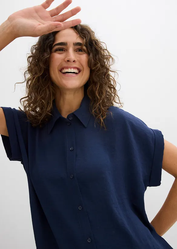 Bluse med korte ermer og resirkulert polyester, bonprix