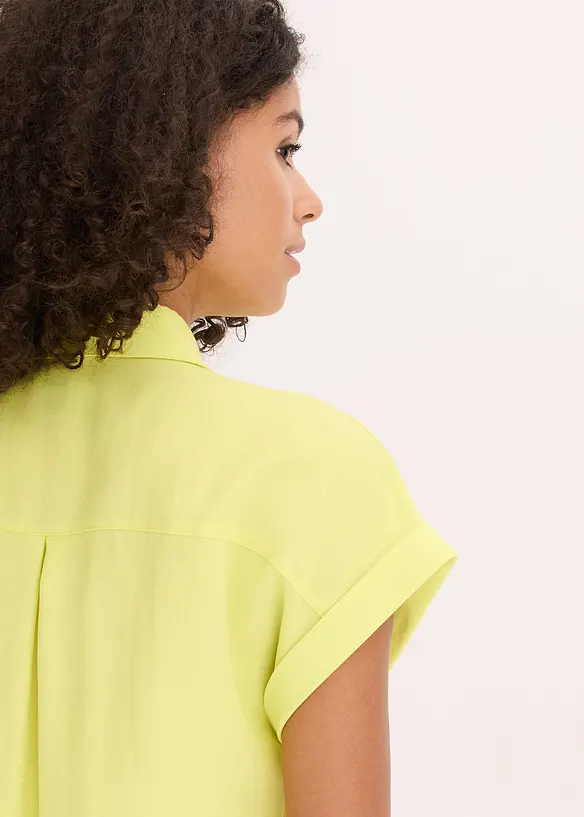 Kortermet bluse i lett materialmiks med lyocell, bonprix
