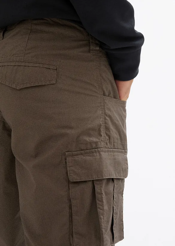 Bermudashorts i 100% bomull med cargolommer, Relaxed Fit, bonprix