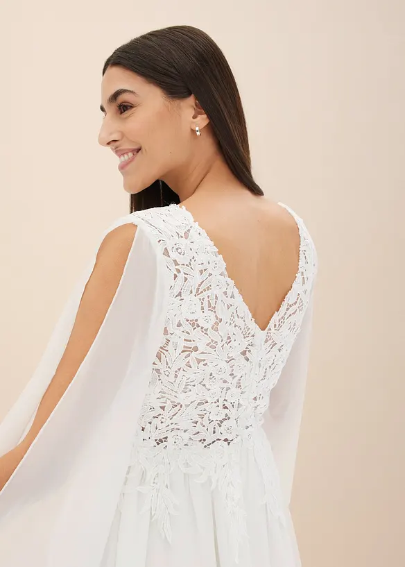 Brudekjole i tynn chiffon med blonder, bonprix
