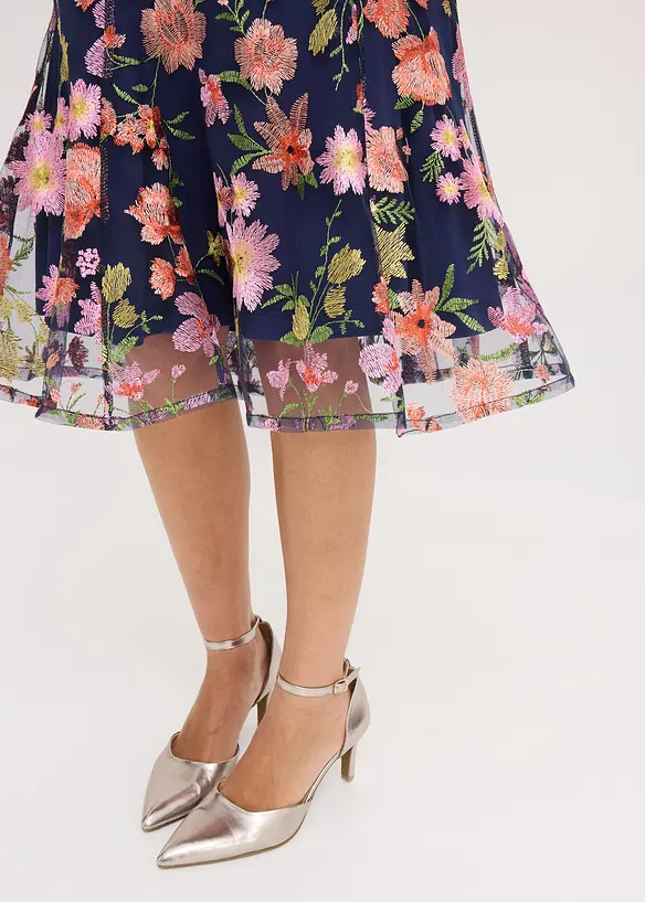 Midikjole med blomsterbroderi, bonprix