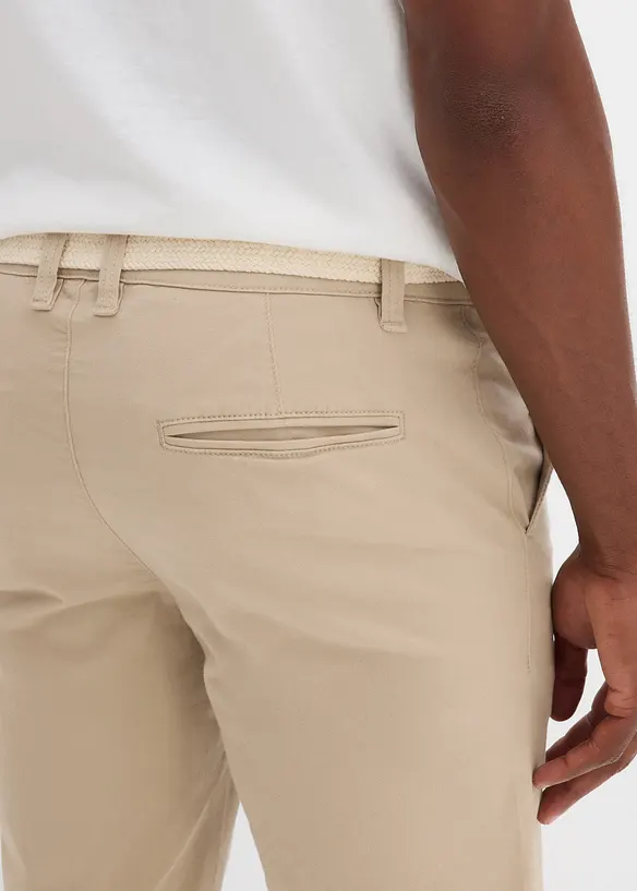Stretchbermuda med belte, Regular Fit, bonprix