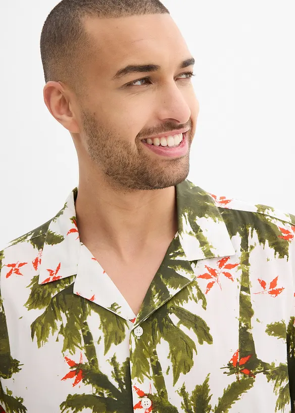 Kortermet skjorte i viskose, Loose Fit, bonprix