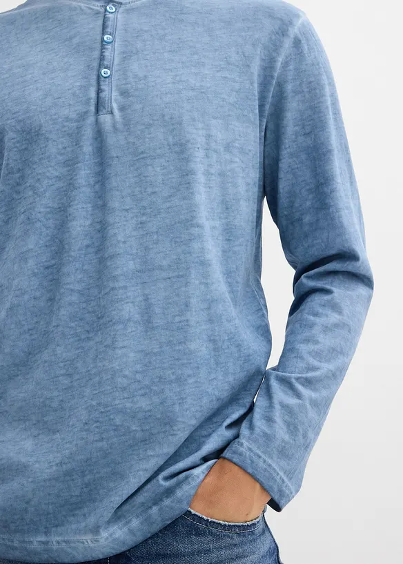Henley T-skjorte, langermet i vasket stil av 100% økologisk bomull, bonprix