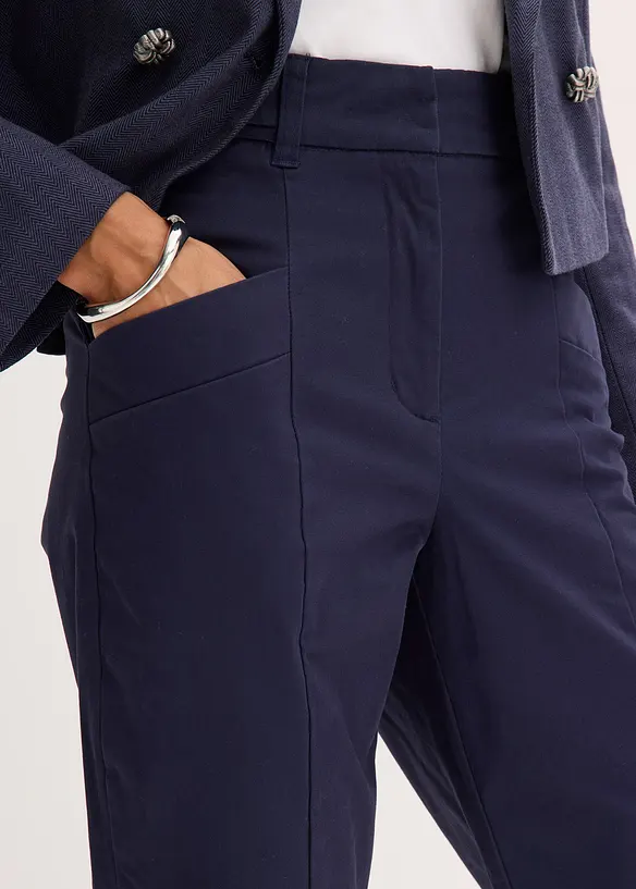 Satengbukse med tapered fit, bonprix