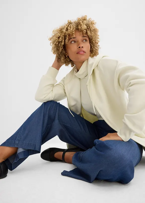 Bukse i vid modell og lett lyocell, bonprix