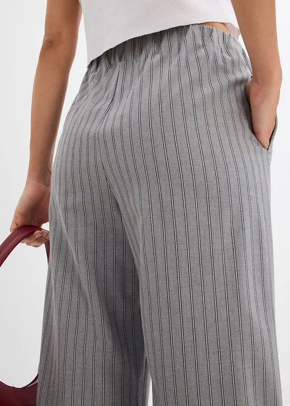 Slip on-bukse i fint fallende materiale, bonprix