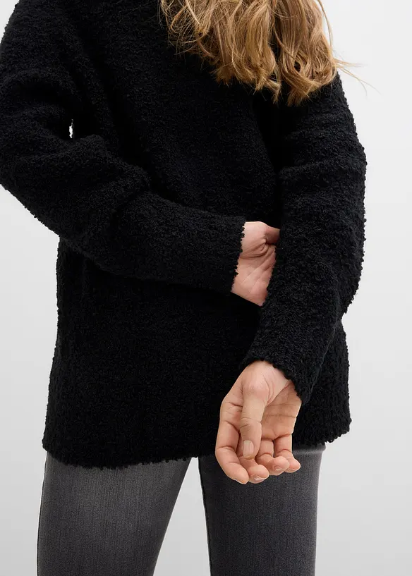 Oversized genser i fluffy garn, bonprix
