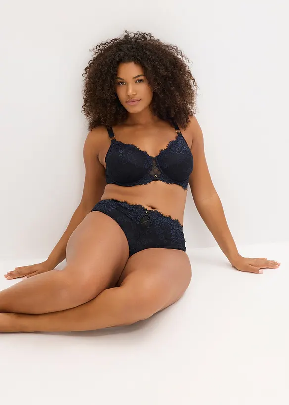 Minimizer-BH i nydelig blondemateriale, bonprix