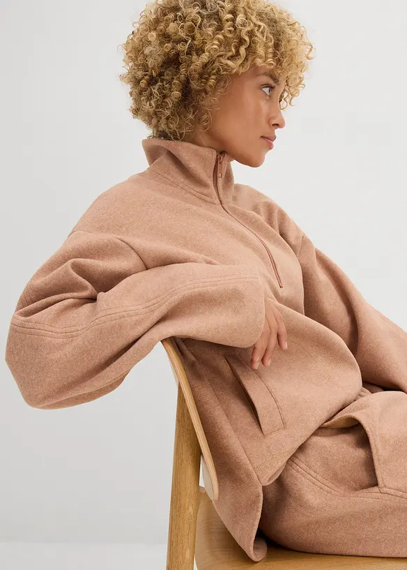 Oversized genser i ullstil, bonprix