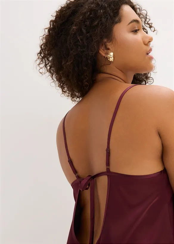 Neglisjé i sateng med fin glans, bonprix