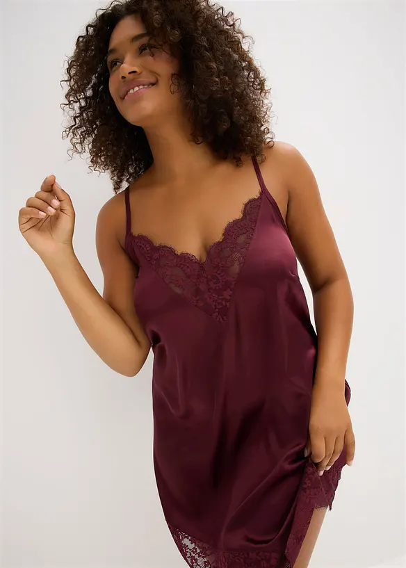 Neglisjé i sateng med fin glans, bonprix