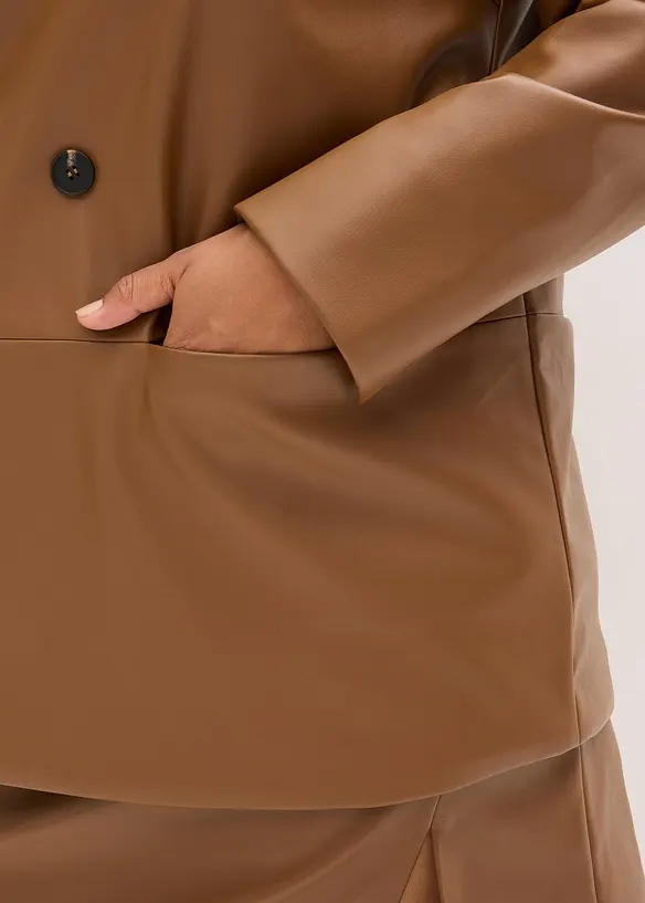 Oversized blazer i imitert skinn, bonprix