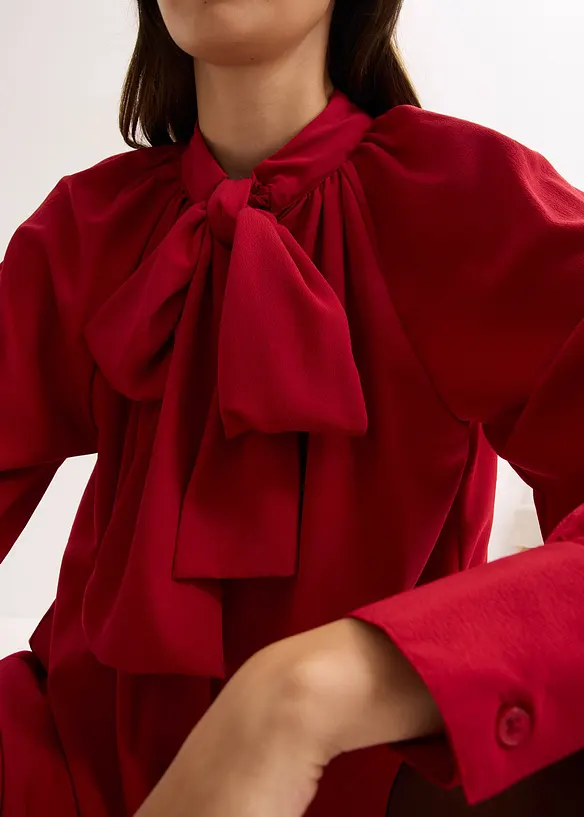 Blusekjole med sløyfe i halsen, bonprix