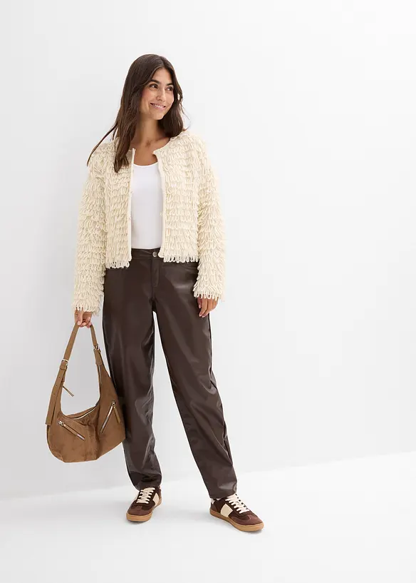 Grovstrikket jakke i curly fuskepels-stil, bonprix