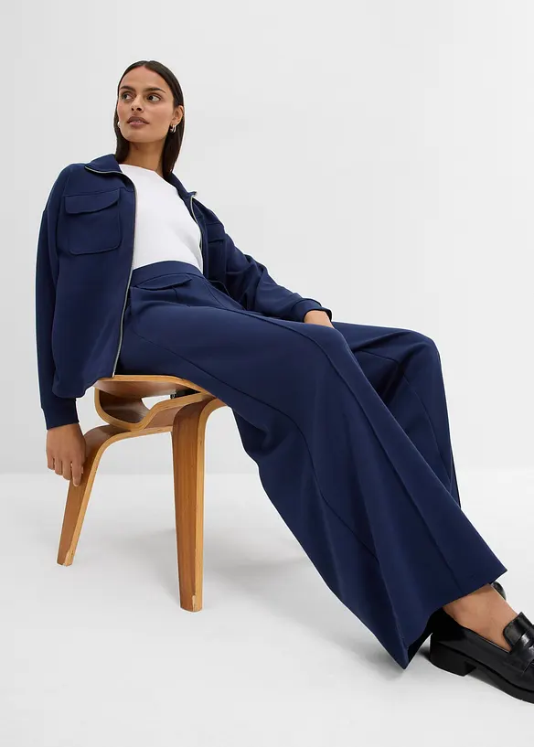 Bootcut-bukse i viskosemiks med lett glans, bonprix