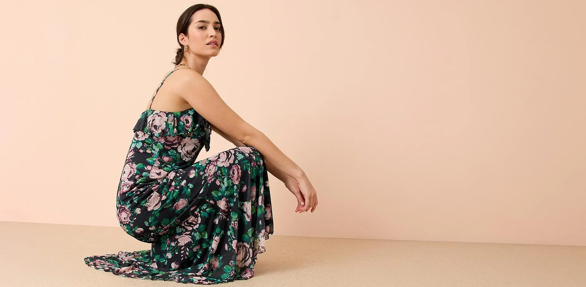 M&oslash;nstrete sommerkjole med spagettistropper.