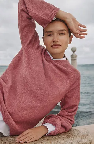 Trendy - Strikket hoodie - bringebær pink